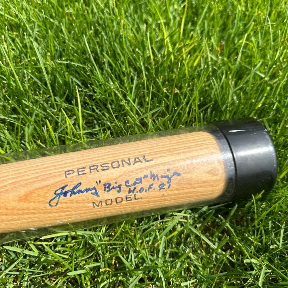 Autographed Baseball Bat ⚾️ - Picture 3 of 4
